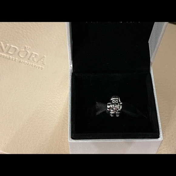 Pandora Santa charm retired in great condition, Holiday gift! - Picture 2 of 6
